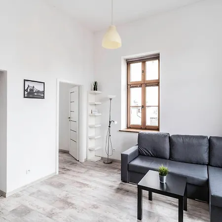 Z Osobna Sypialnia W Pieknej Kamienicy W Centrum Apartmán *