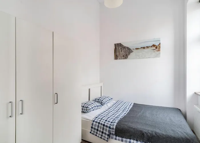 Z Osobna Sypialnia W Pieknej Kamienicy W Centrum